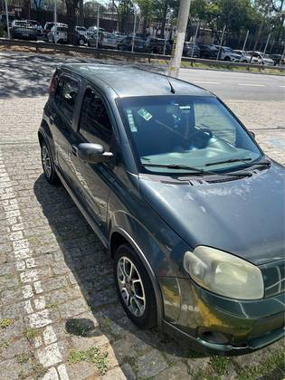 FIAT UNO 1.4 SPORTING 8V FLEX 4P MANUAL